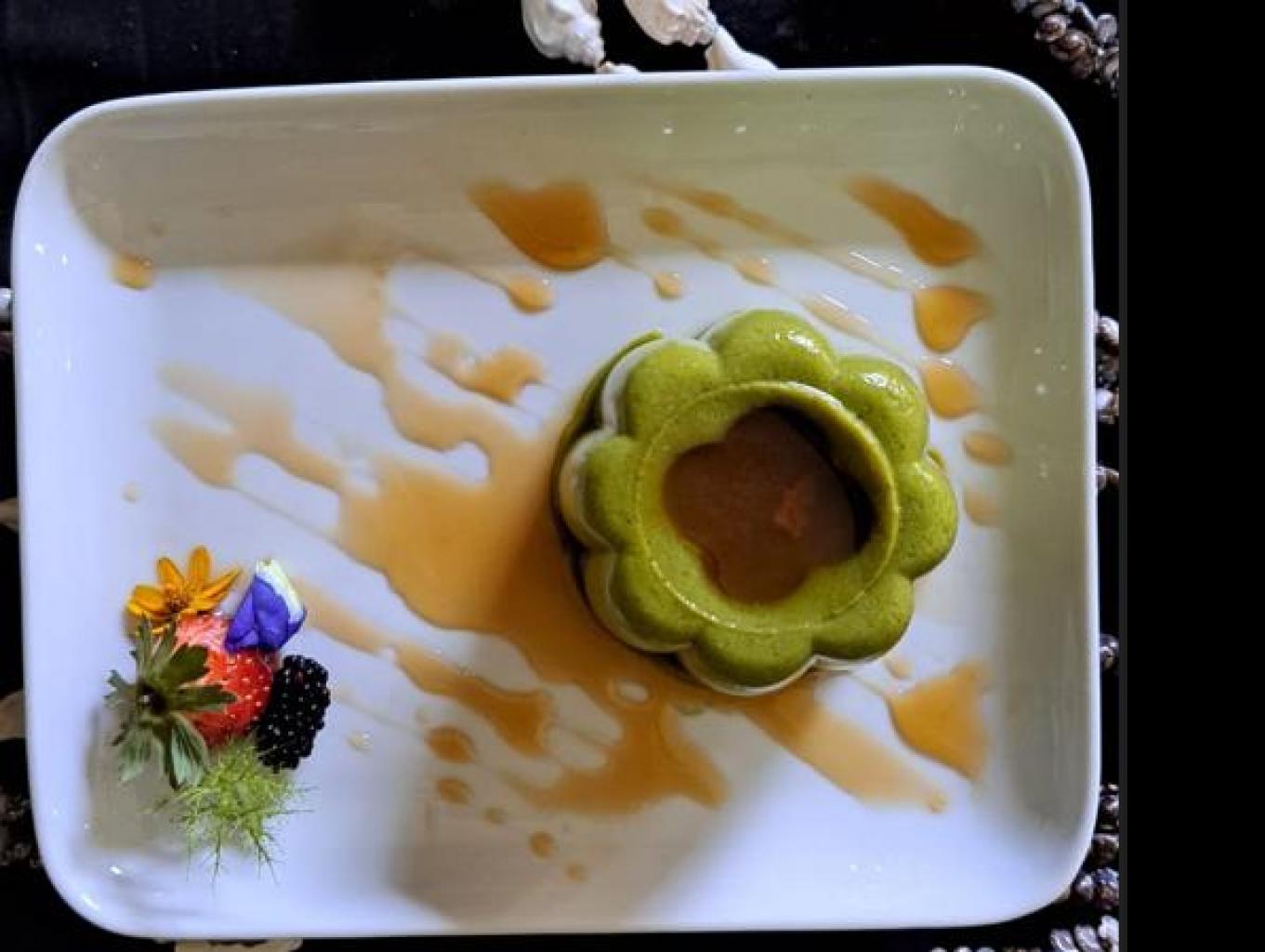 Wisata Kuliner Puding Daun Kelor toping madu Khas Desa Wisata Cibanten