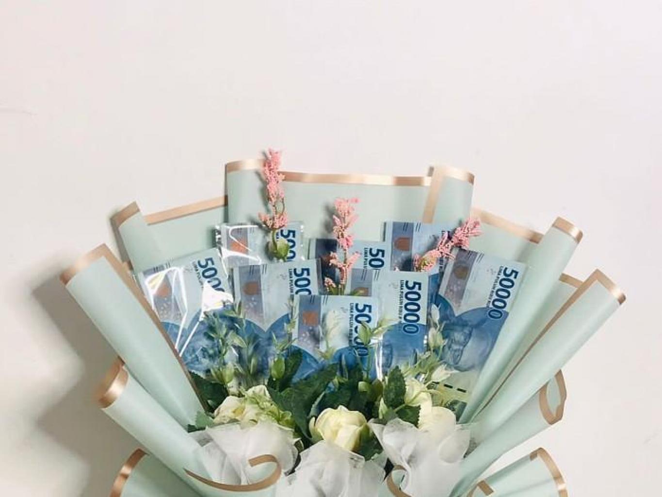 ANEKA BUKET