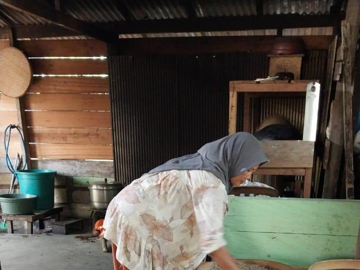 EDUKASI PEMBUATAN TIWUL
