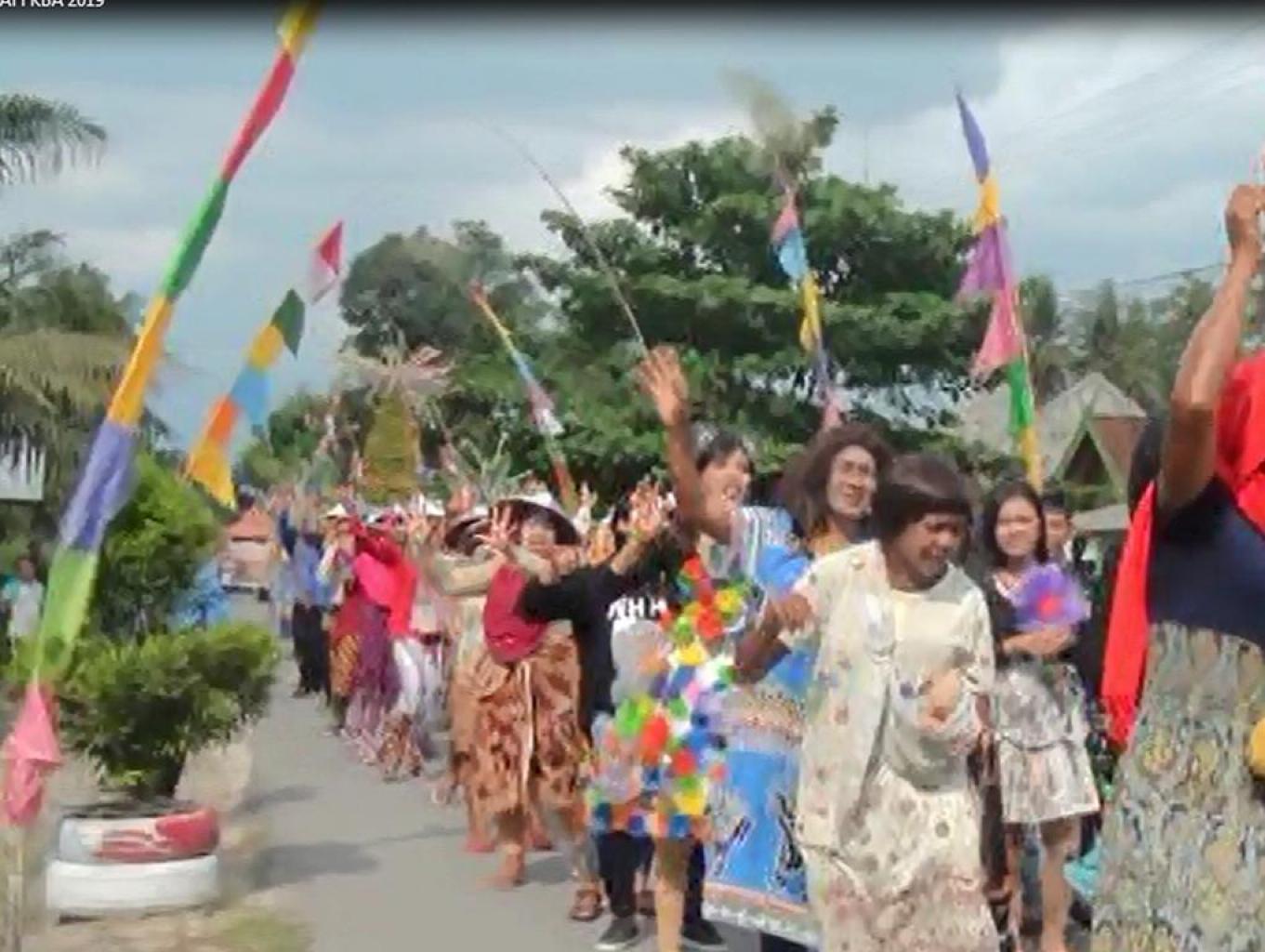 KARNAVAL MEMPERINGATI HUT DESA YANNG KE 36