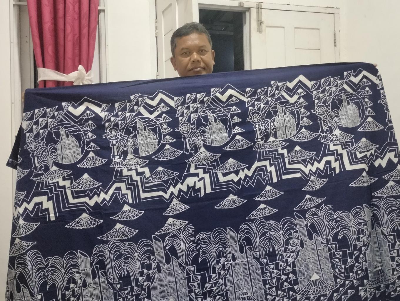 Kain Batik Motif Caping 