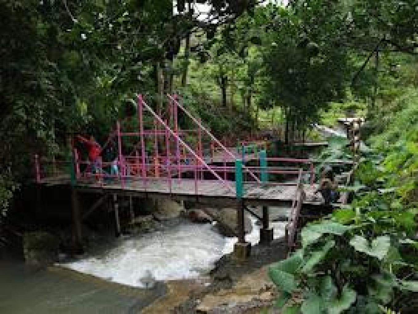 Air terjun Baruttungnge