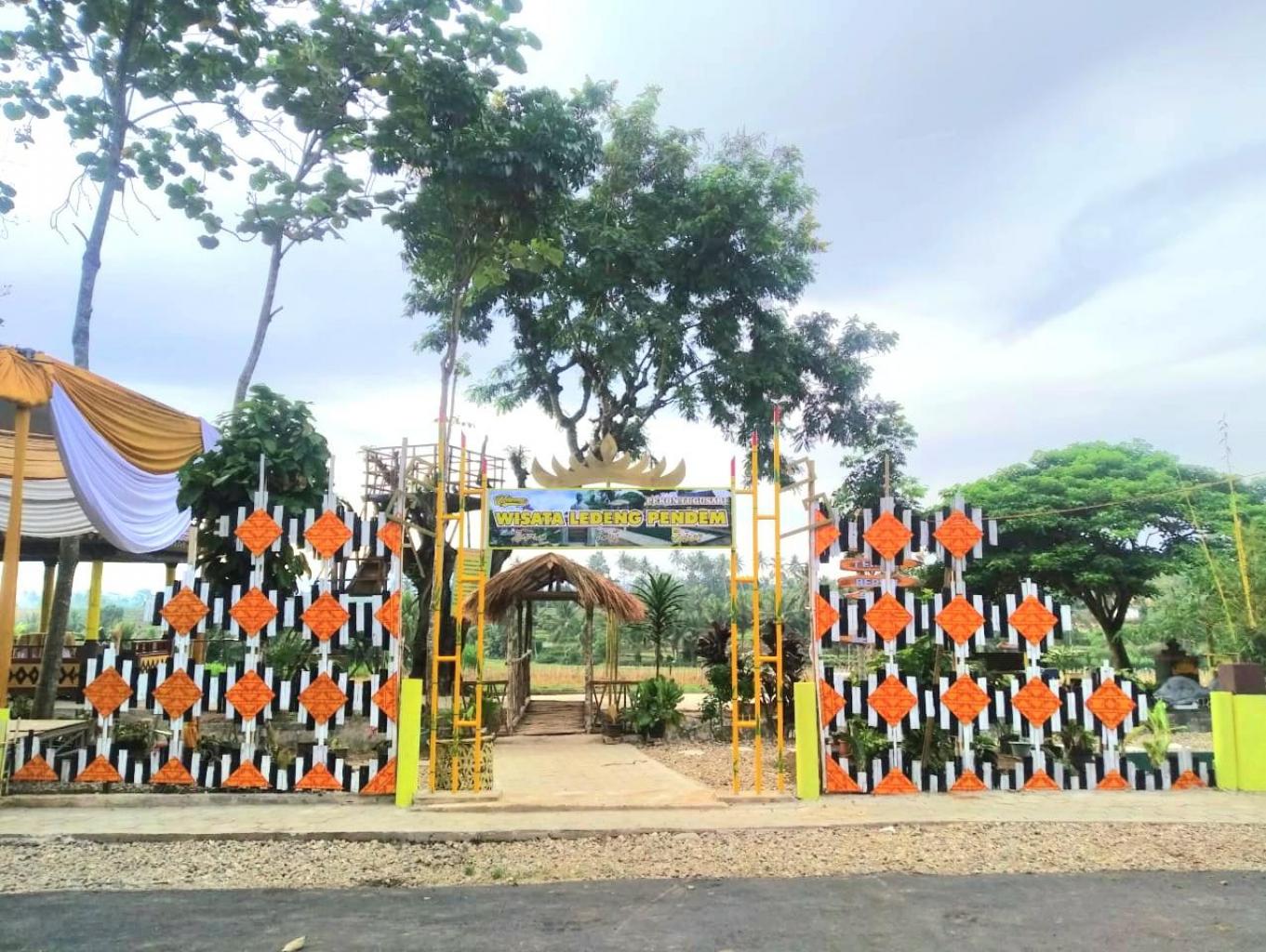 Wisata Sejarah Ledeng Pendem