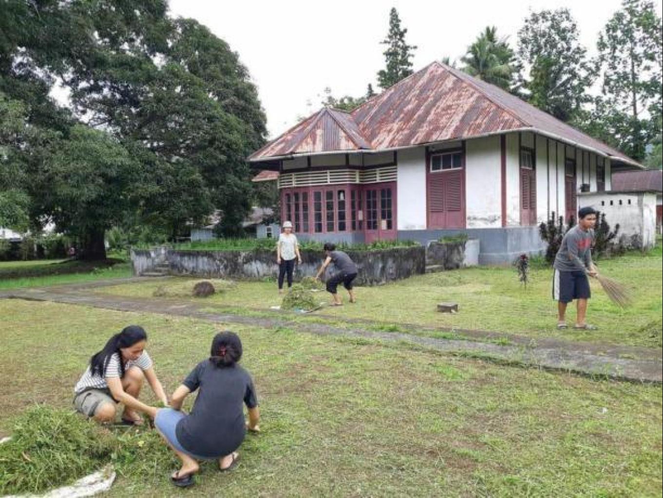 Kerja Bakti Objek Wisata 