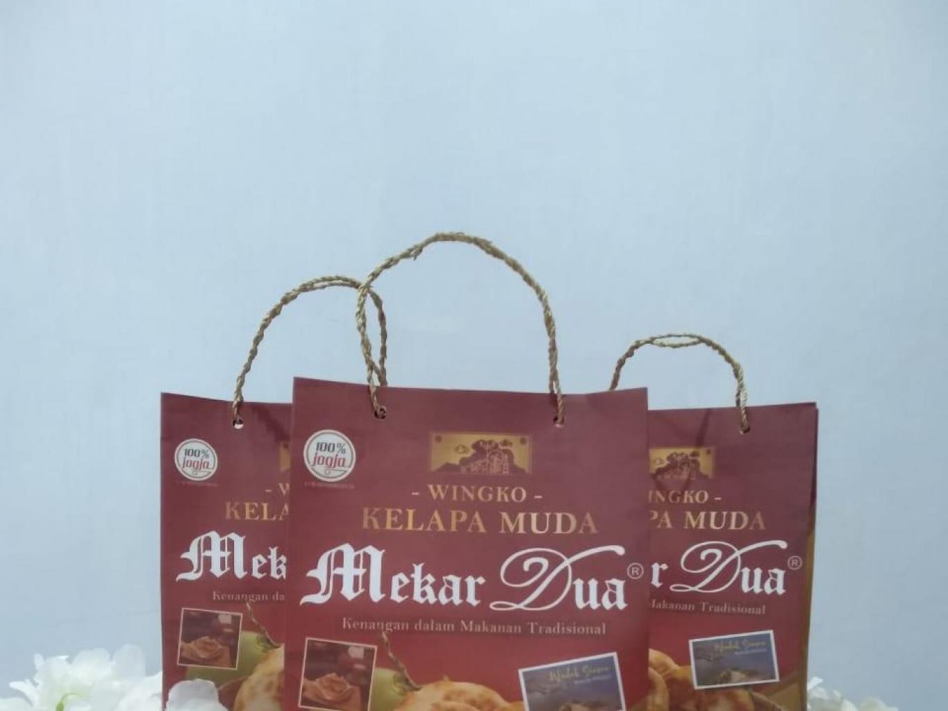 Wingko Kelapa Muda Mekar Dua