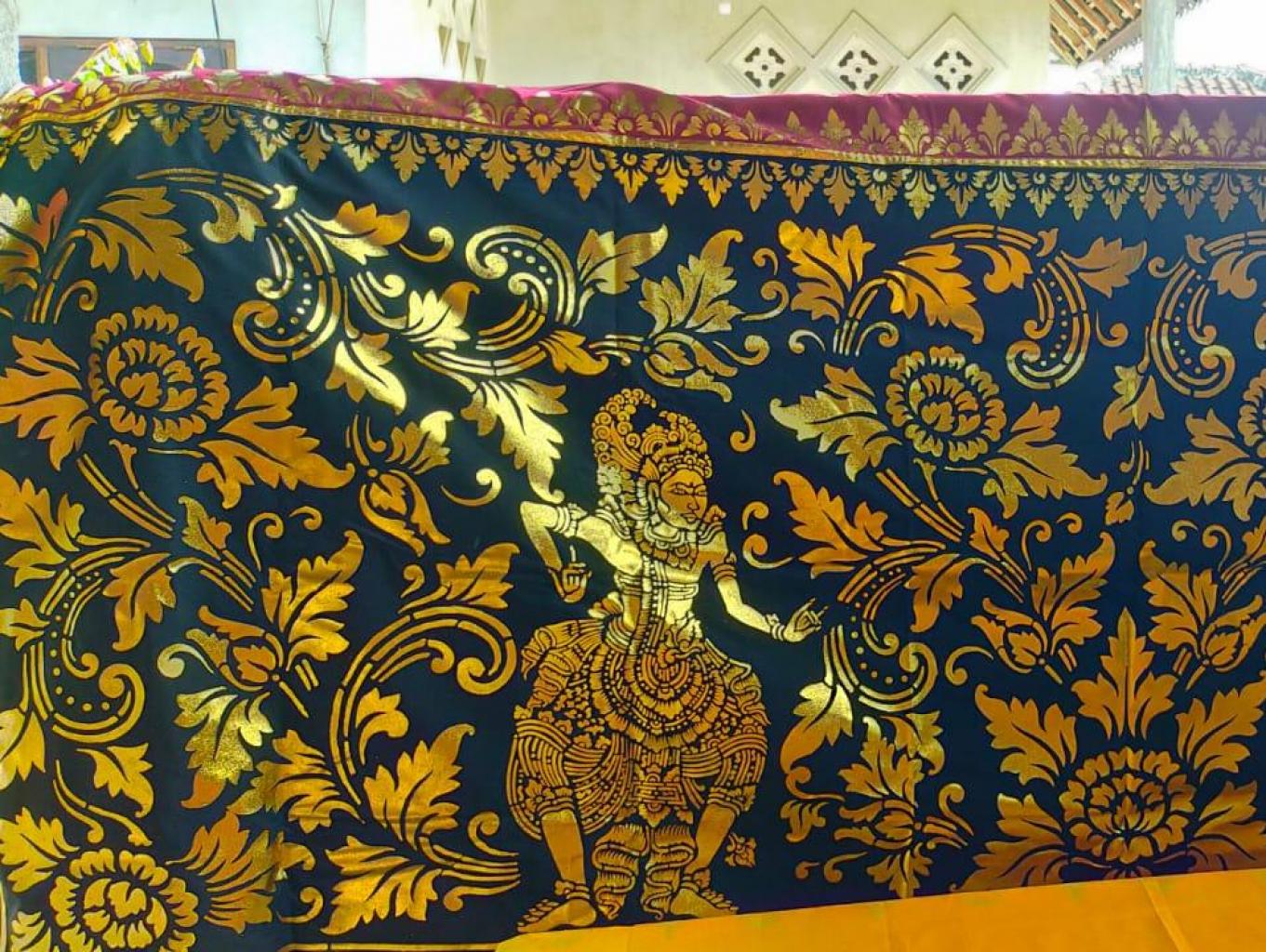 Suvenir Busana Wastra Bali