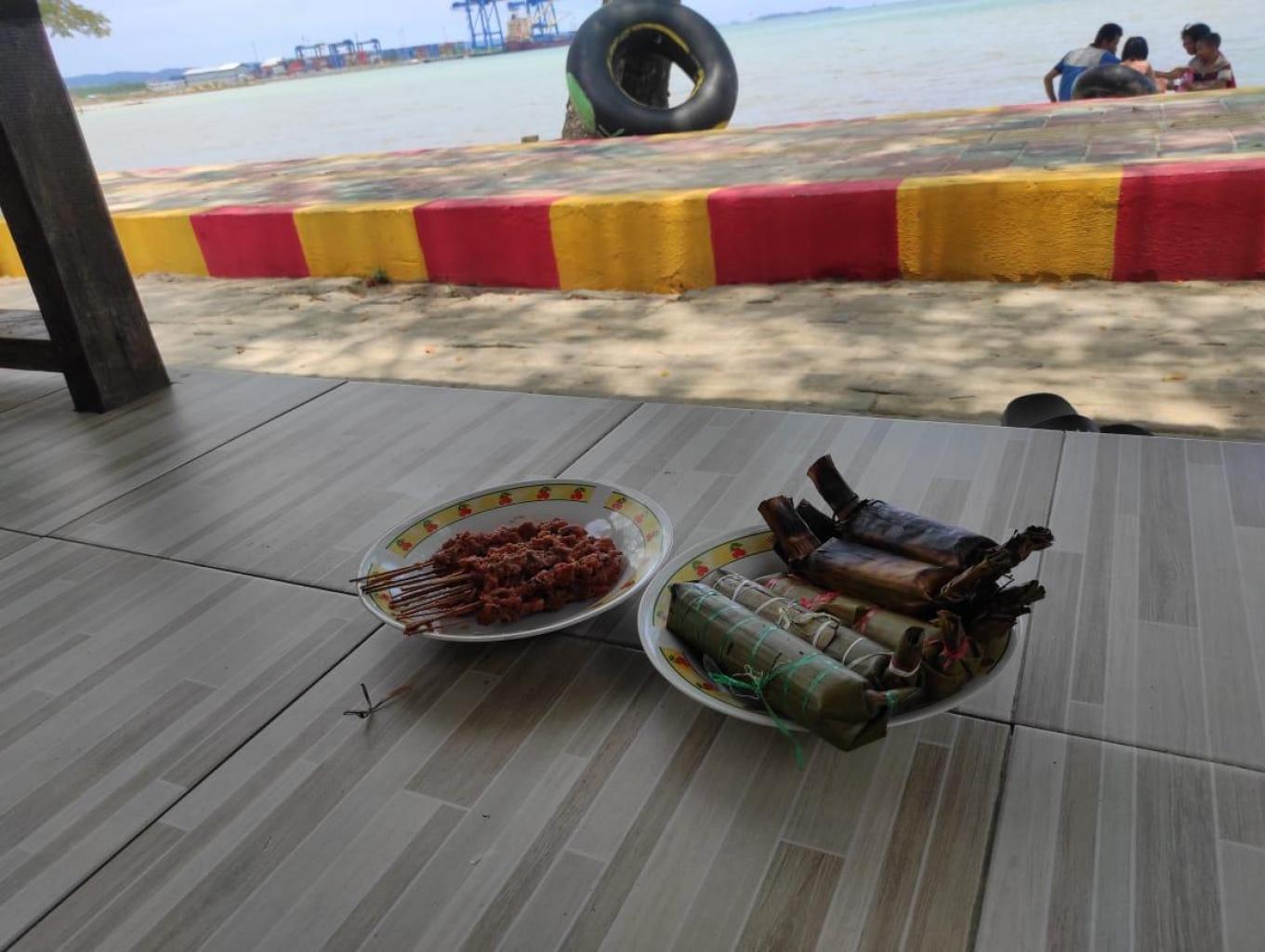 Sate Pokea dan Gogos