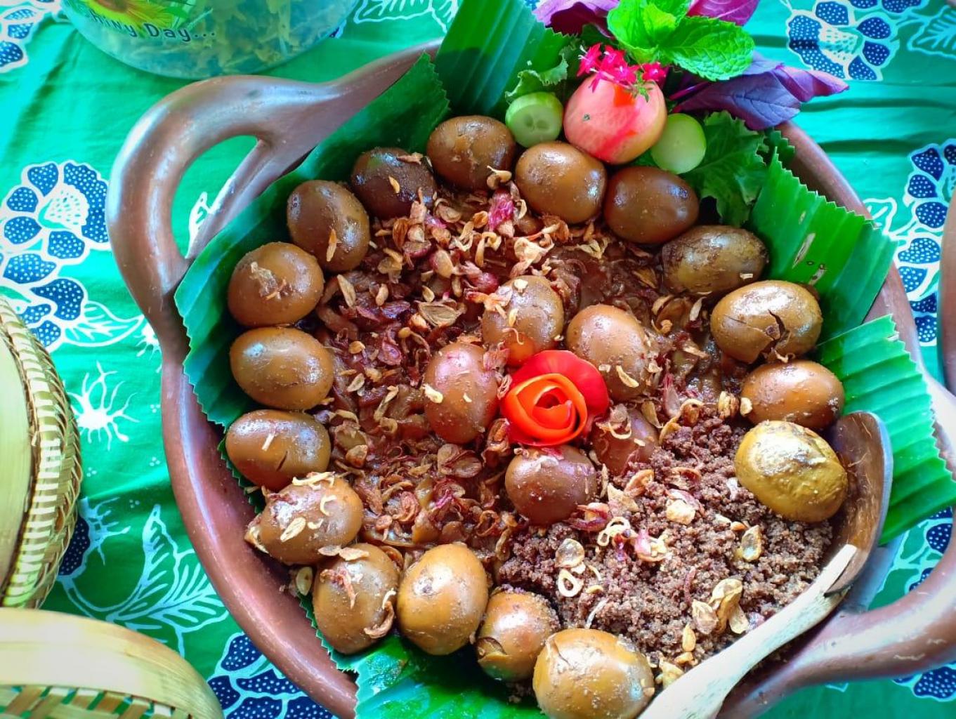 Gudeg Salak Khas Plosokuning