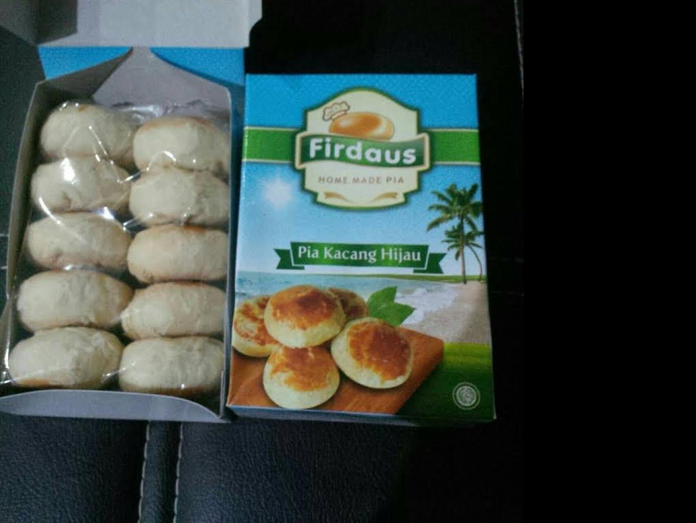 Pia Firdaus 
