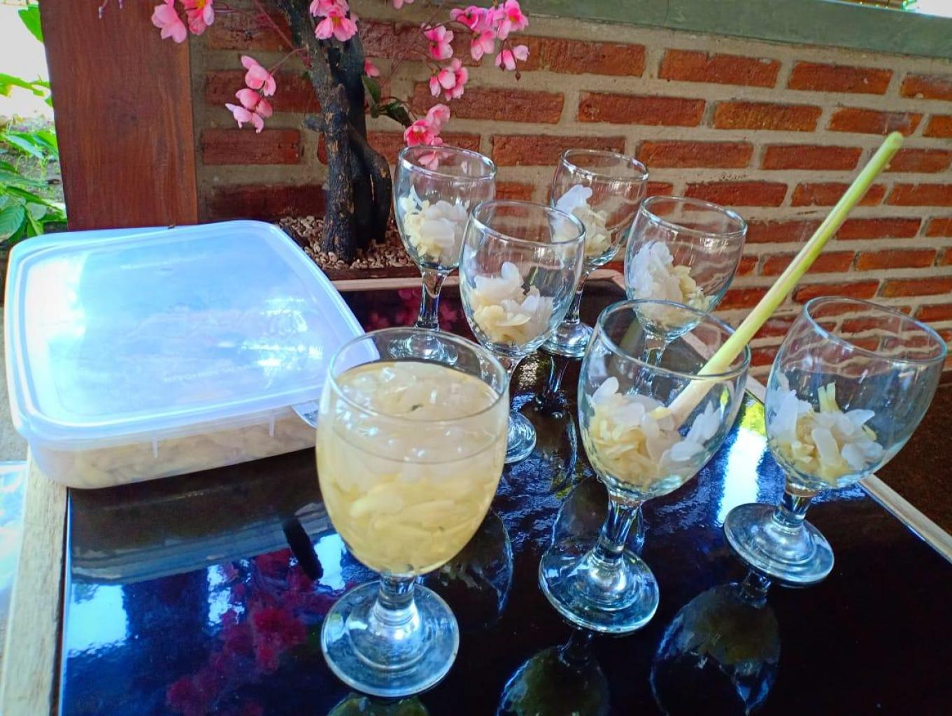 Wedang Salak Khas Plosokuning