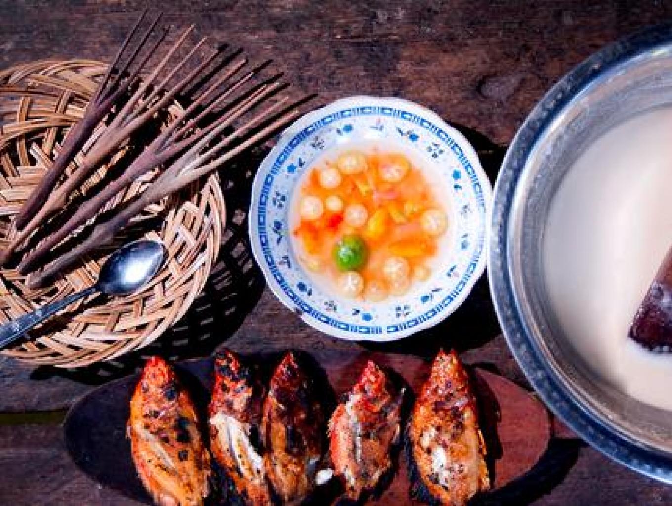 Papeda kuah kuning