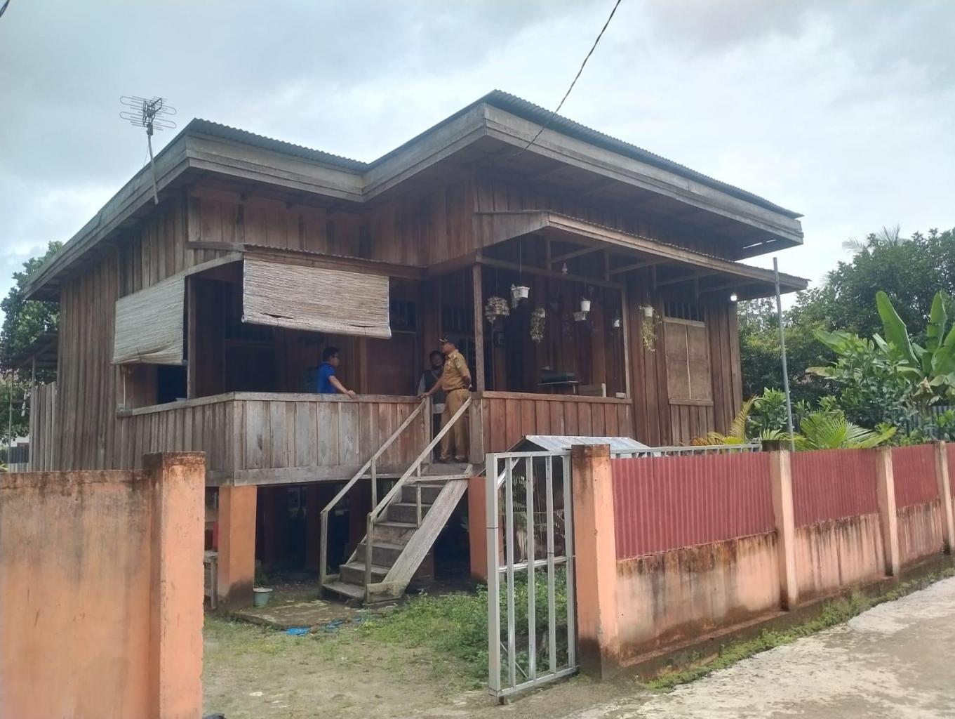 HOME STAY