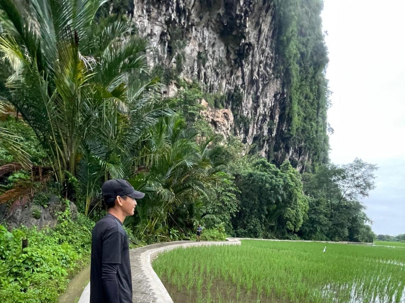 Jalan Wisata sekaligus jalan tani