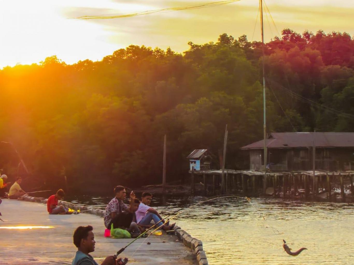 Mancing di Sungai Bukit Batu
