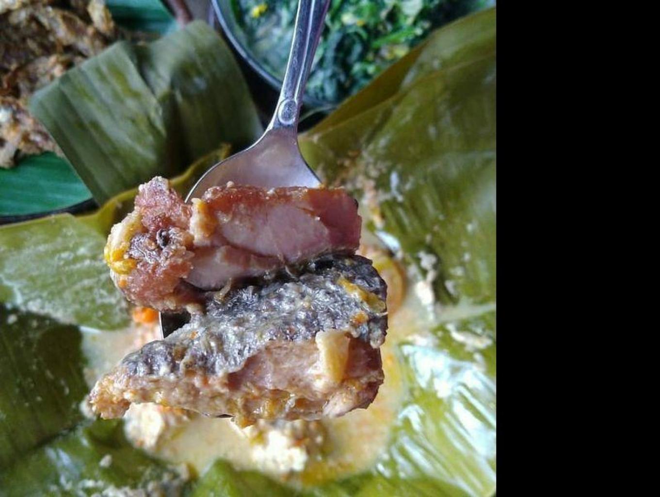 Botok iwak kali