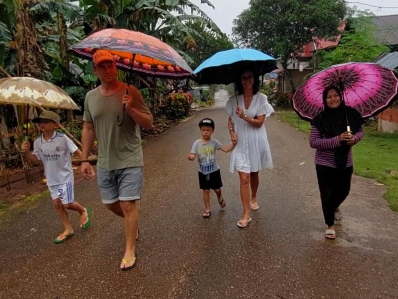 Paket Wisata Keliling Kampung