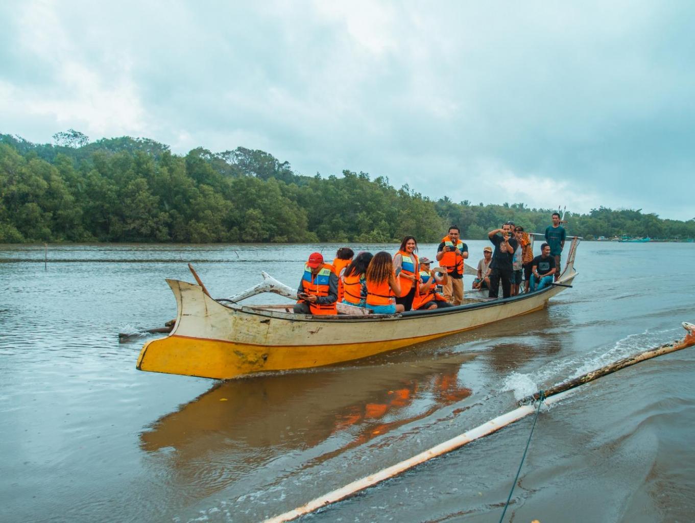 SUSUR SUNGAI DI KAWASAN HUTAN MANGGROVE