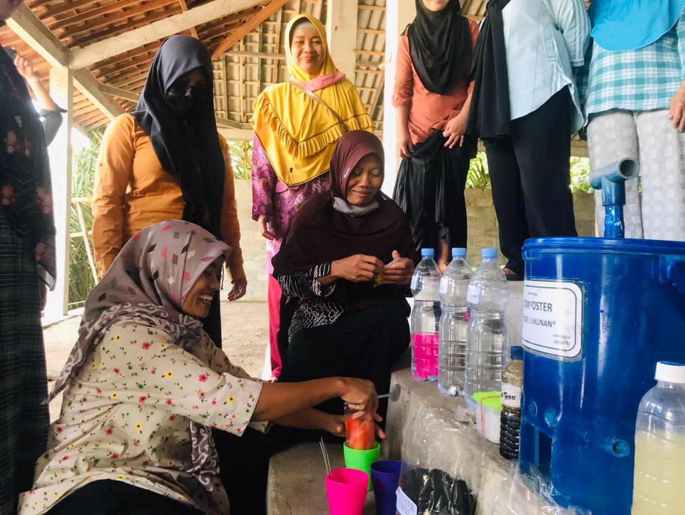 Pembuatan Pupuk Organik dari Buah salak