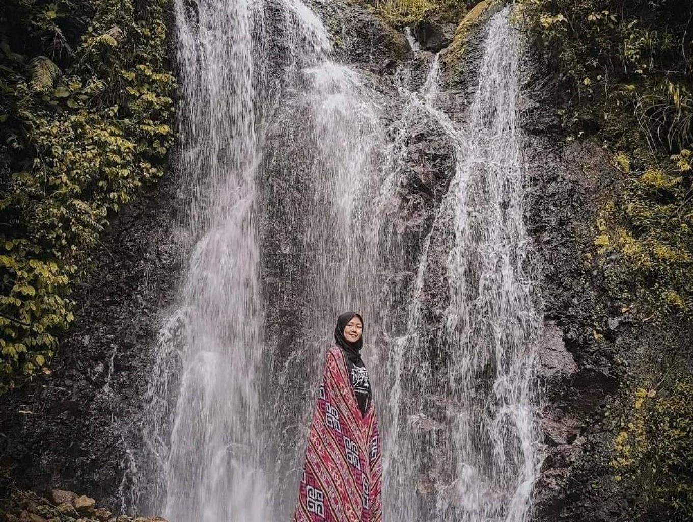 Air Terjun Tirto Sari