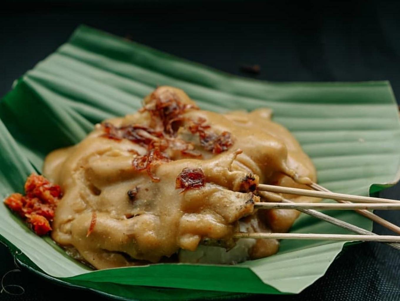Sate Kelinci Bumbu Padang