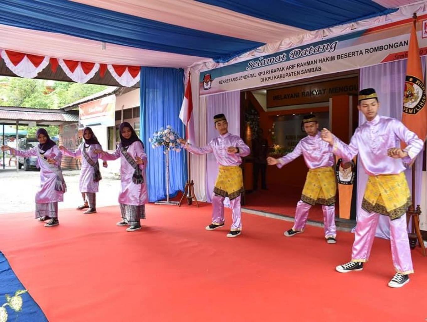Tari Tandak Sambas