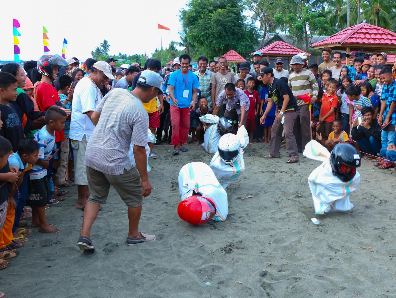 Permainan Khas Masyarakat Pesisir