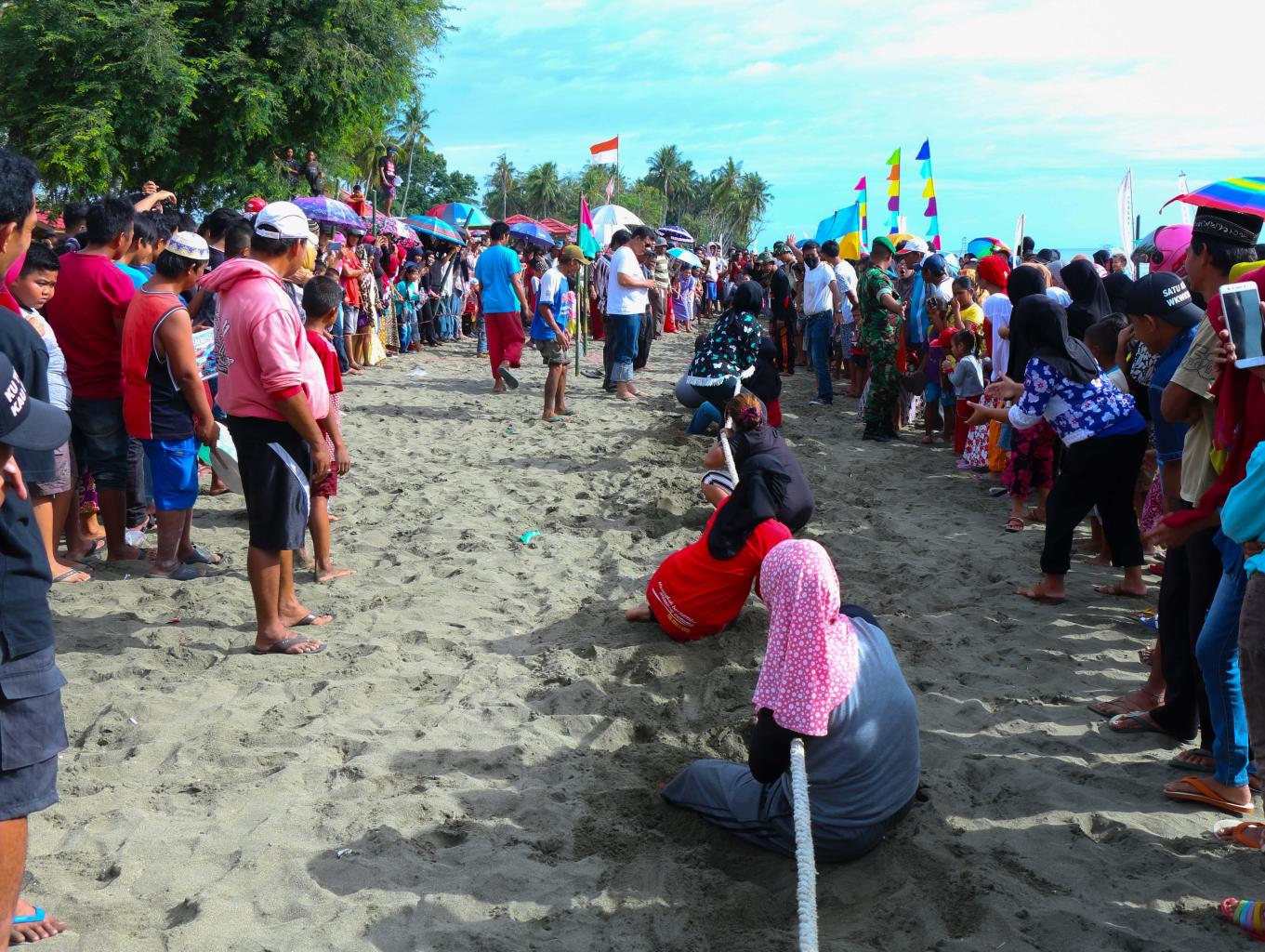 Permainan dan Lomba Khas Pantai
