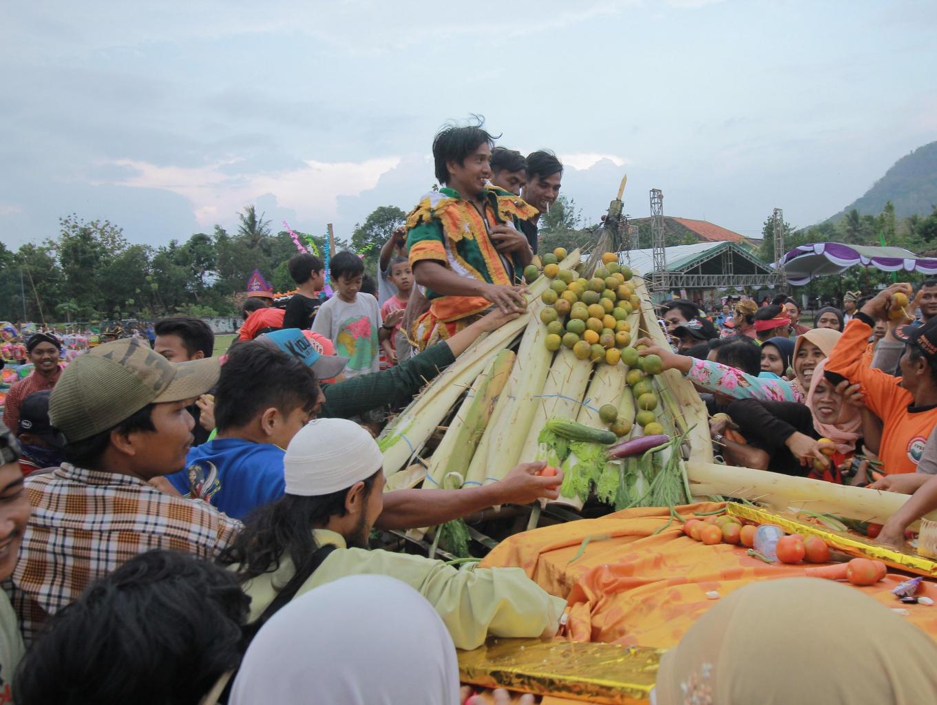 Merti Dusun Kring Bintaran