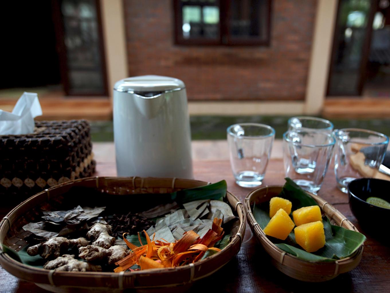 Membuat Wedang Uwuh