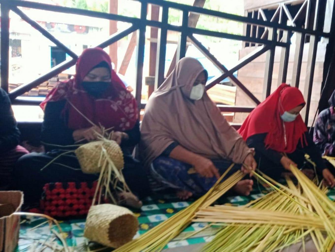 Kerajinan Tangan