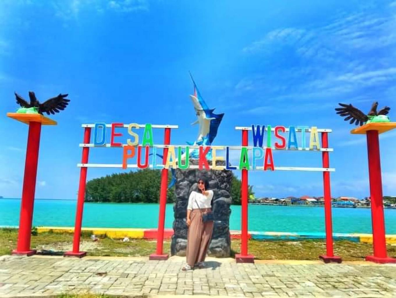 Landmark Desa Wisata Pulau Kelapa