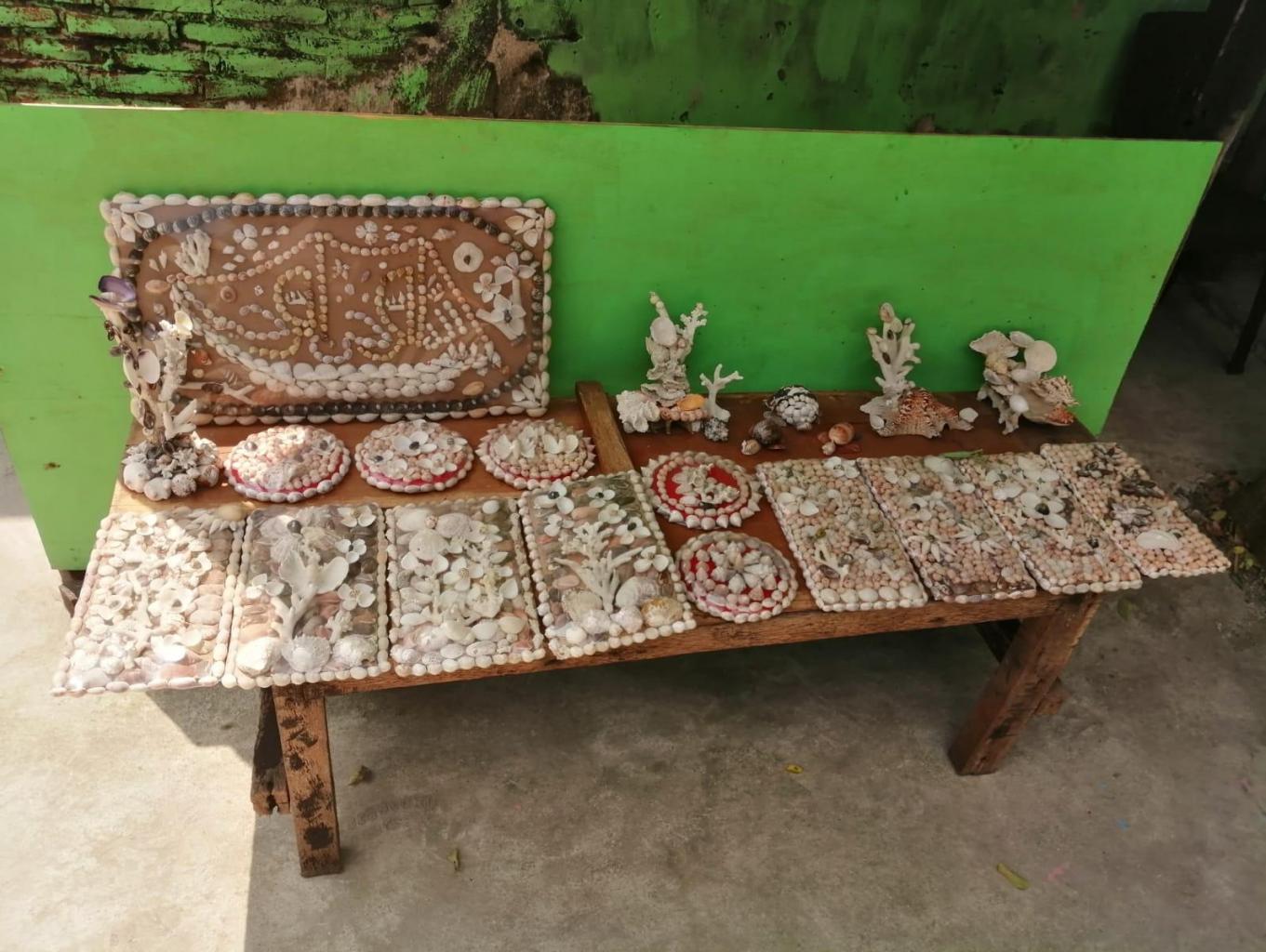 Souvenir Limbah Kerang-kerangan