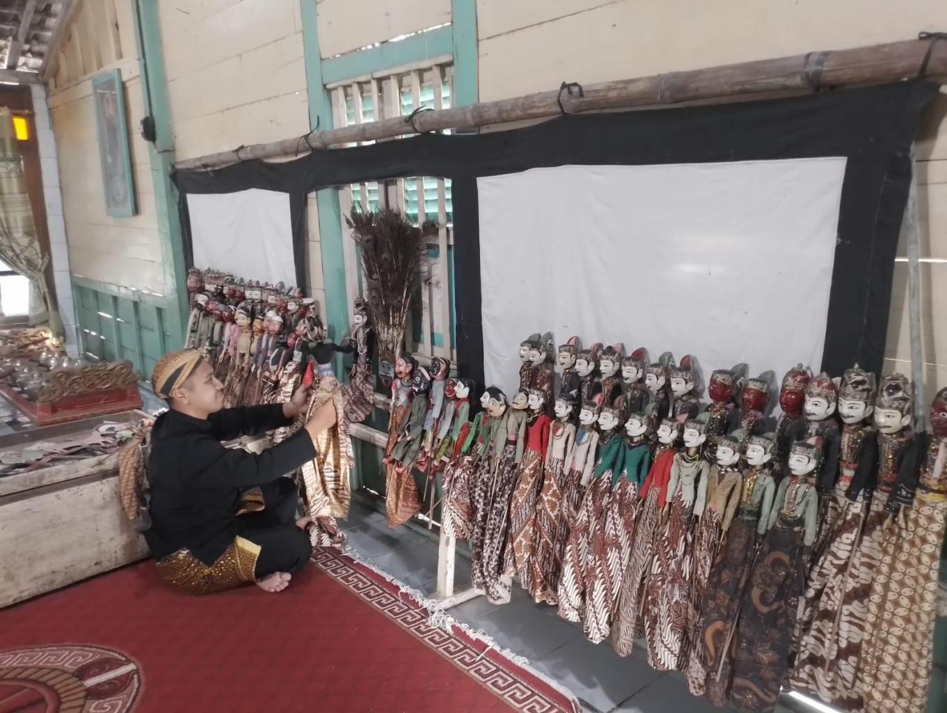 Belajar Ndalang Wayang Thengul