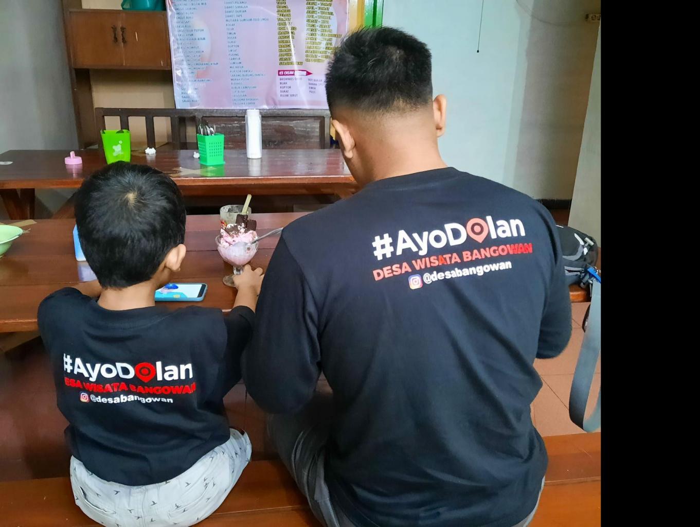 KAOS AYO DOLAN DESA WISATA BANGOWAN