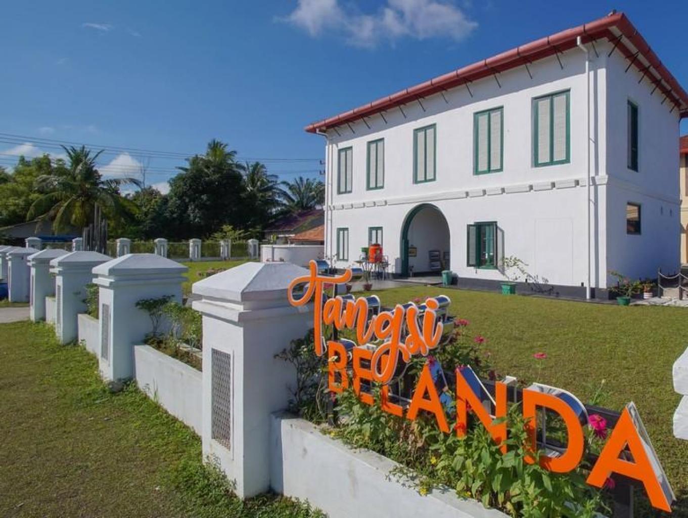 Benteng Hulu