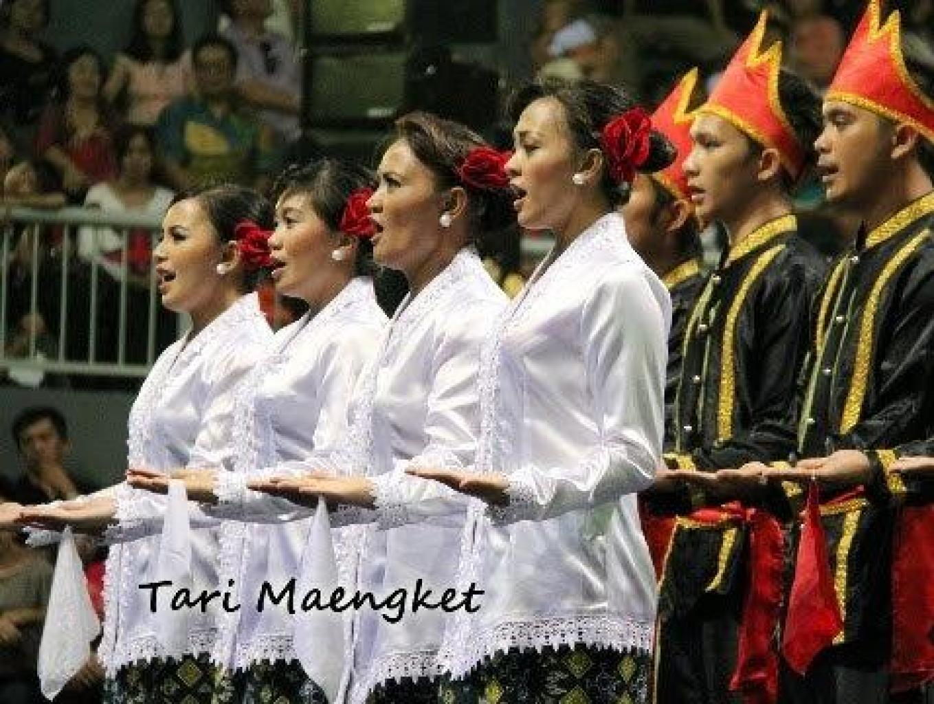 Tarian Maengket