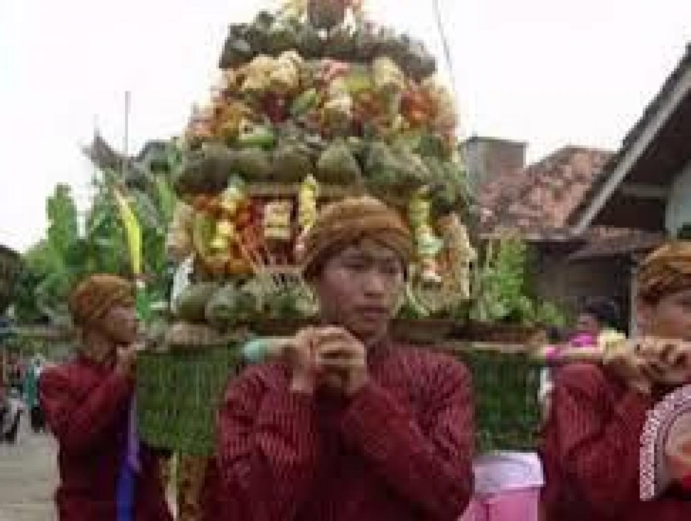 FESTIVAL AMPYANG MAULID