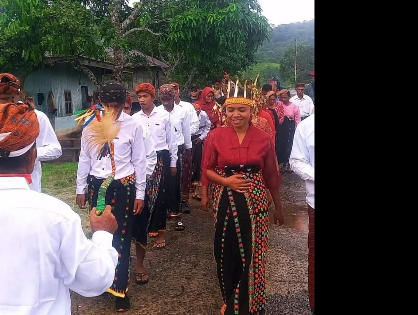 TARIAN SANDA MANGGARAI 