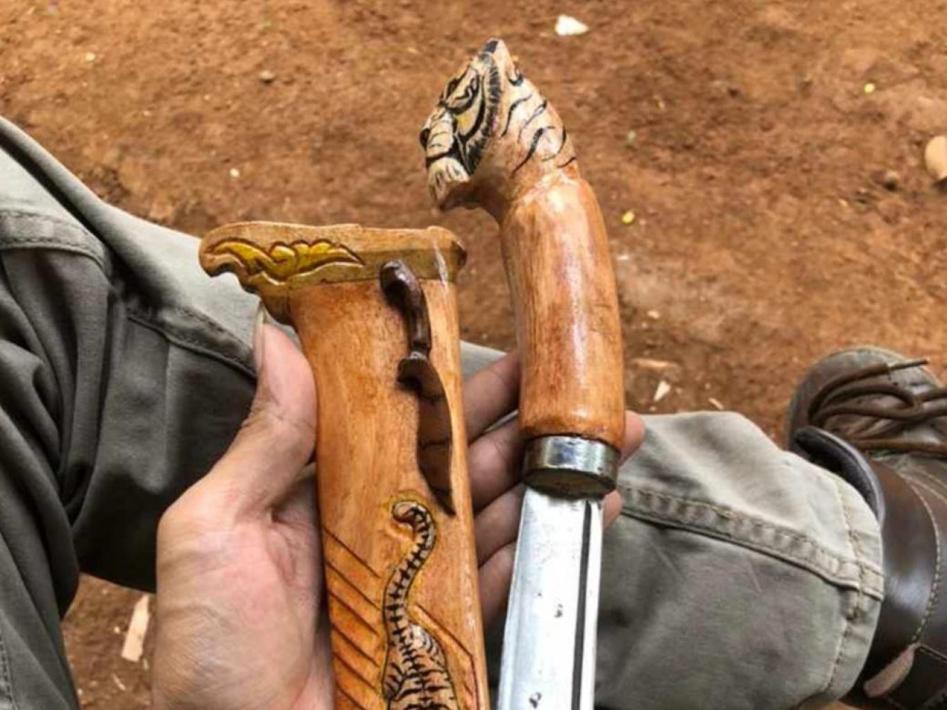 Sarung Golok Ukir