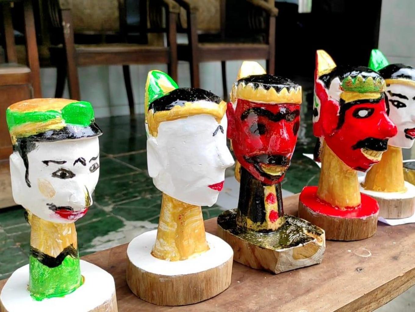 Patung Wayang Thengul