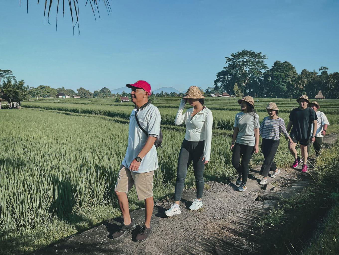 Trekking