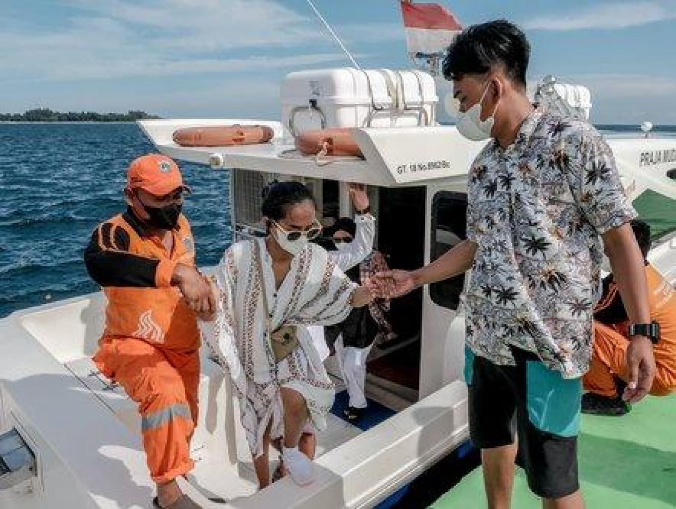 kapal speadboat