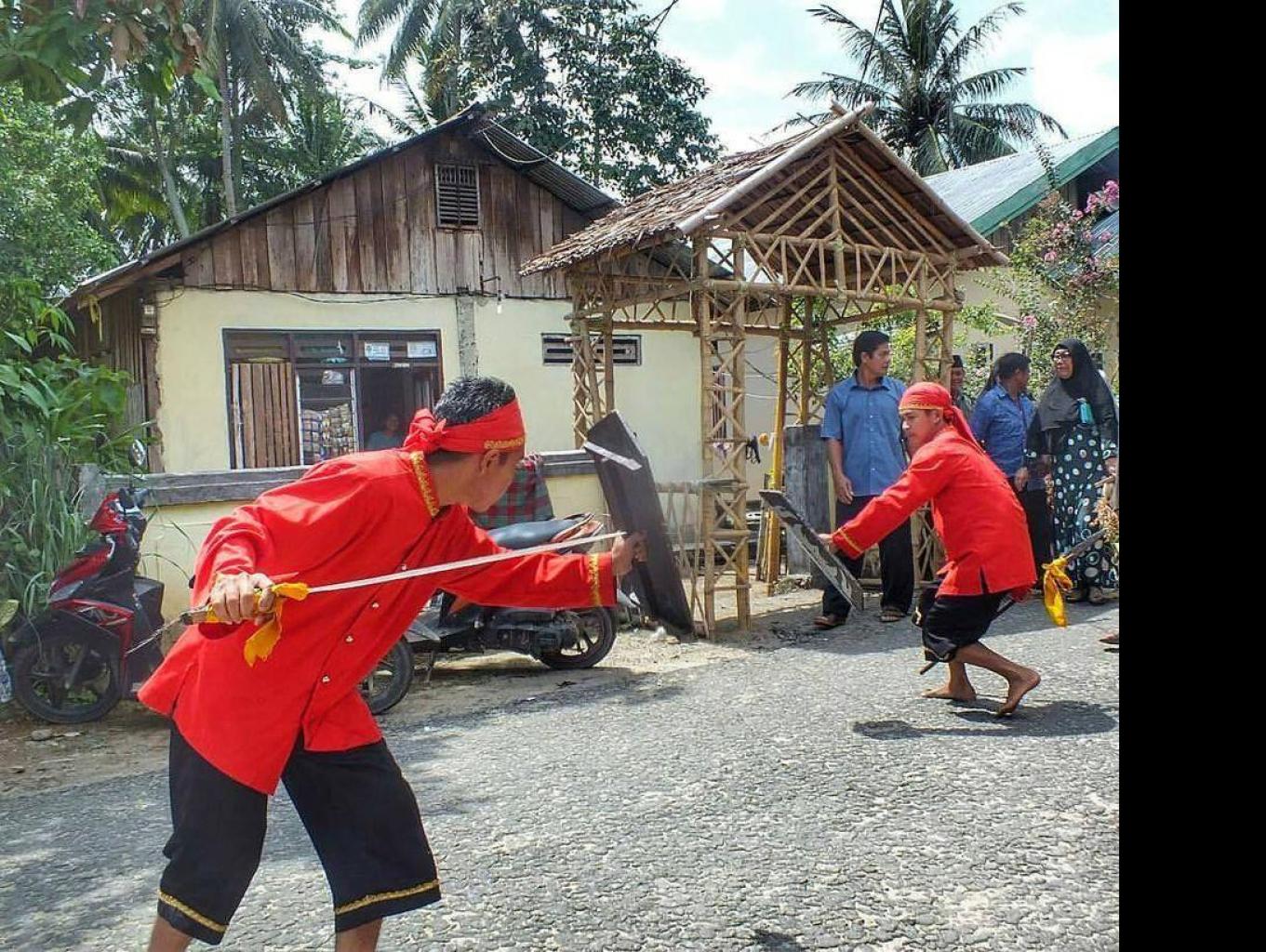 Tarian Maragai/ Silat Tolitoli