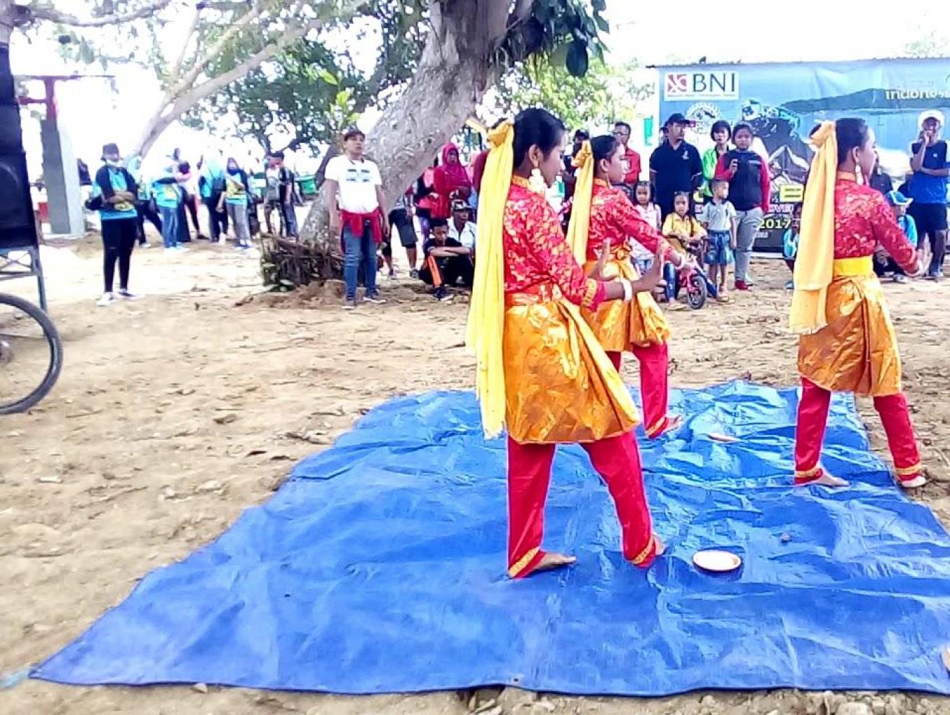 TARIAN PENYAMBUTAN TAMU