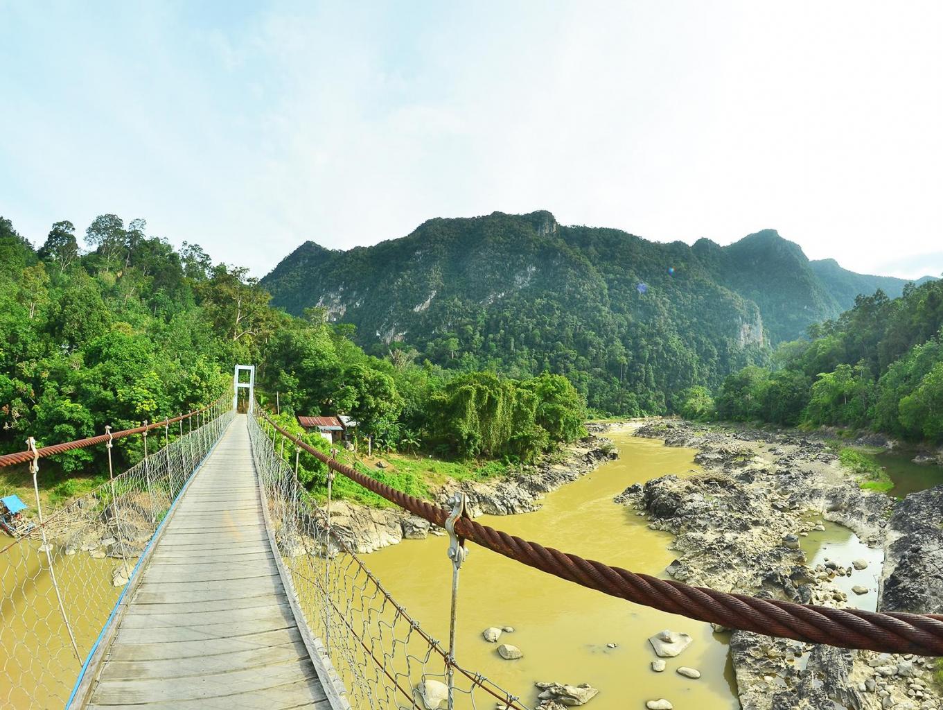Jembatan Sangkiamo