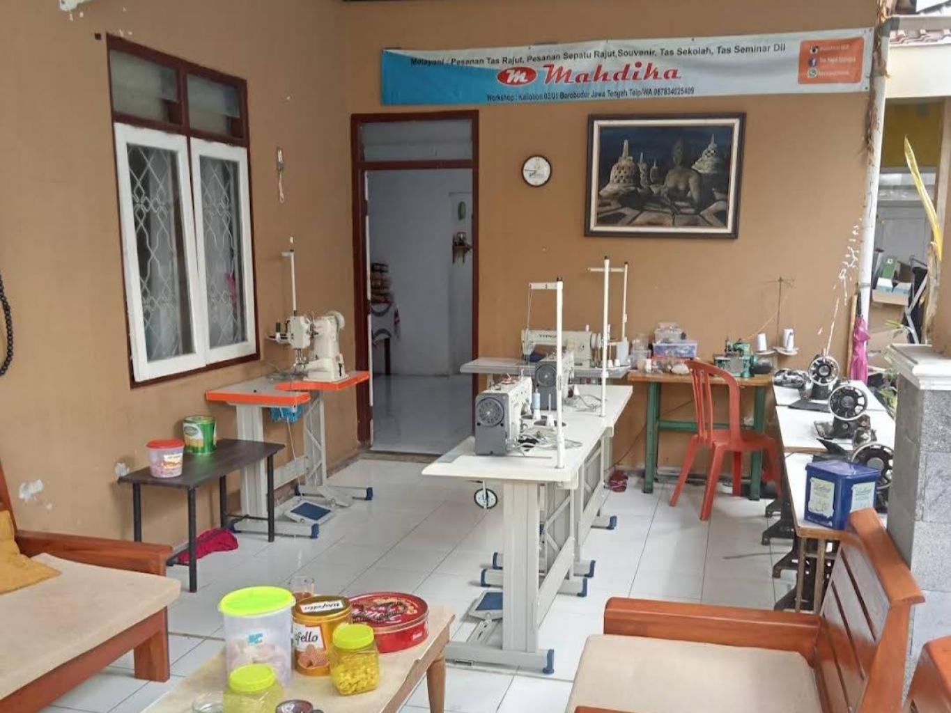 Edukasi UMKM Rumah Rajut Mahardika