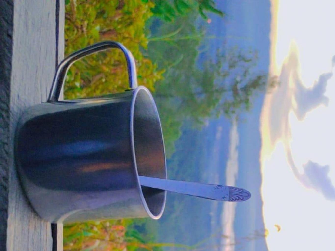 dibukit Perrak menikmati secangkir kopi