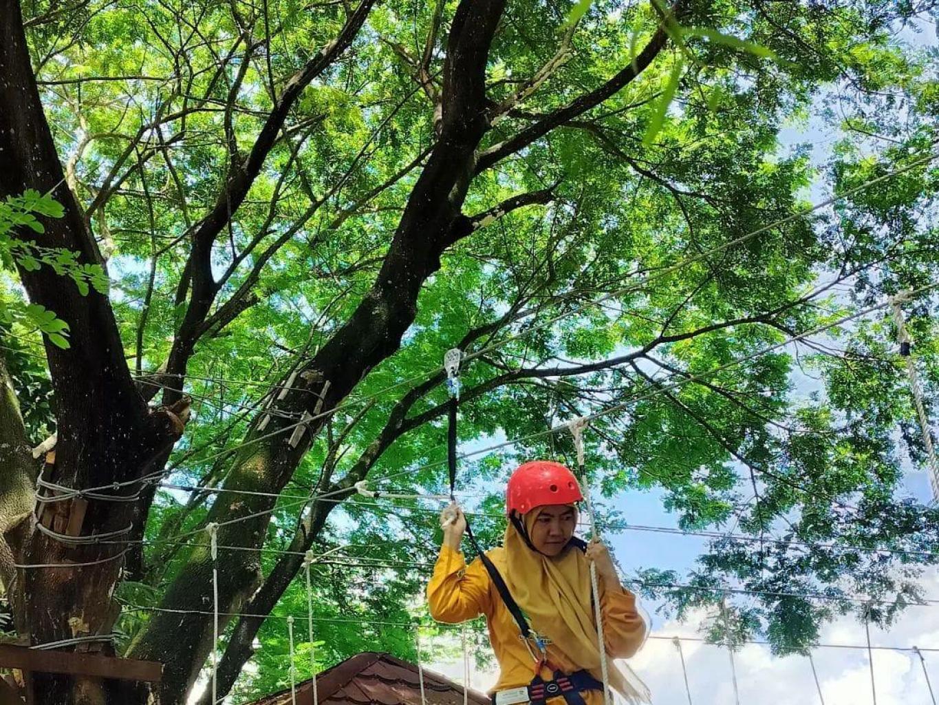 Outbond Latihan Ketangkasan