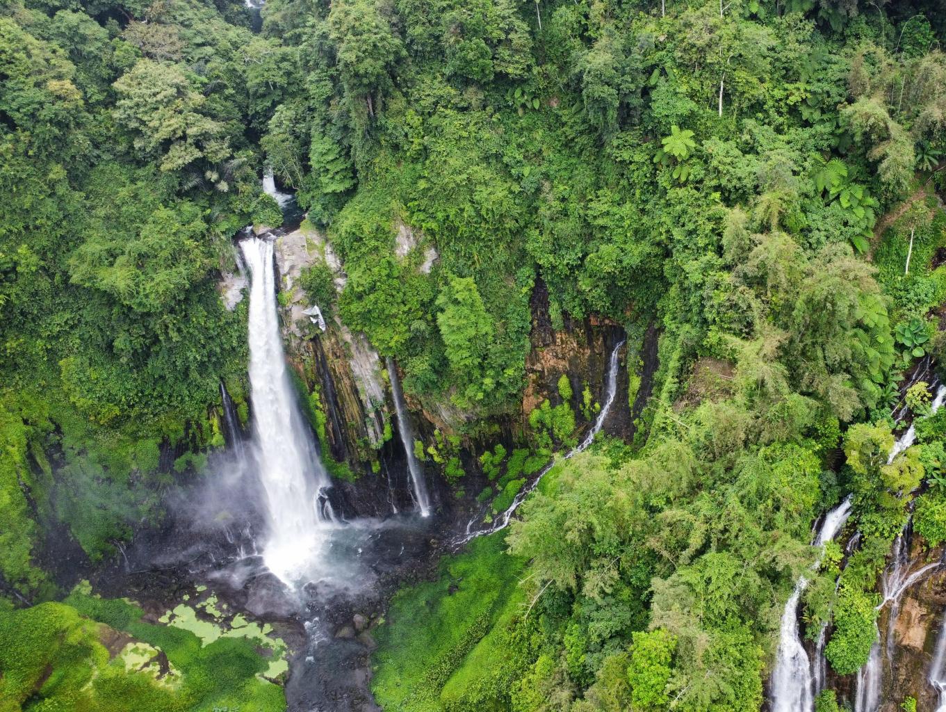Air Terjun Tri Sakti