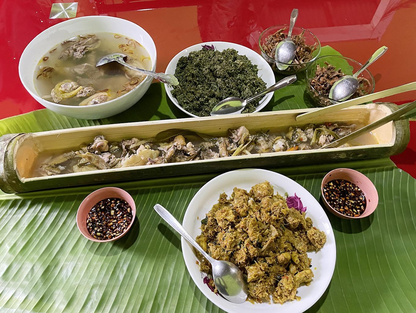 Paket Ayam Kampung Masak di Bambu